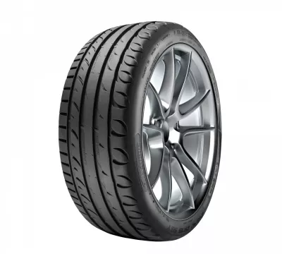 Taurus 205/40  ZR17  ULTRA HIGH PERFORMANCE  [84] W  XL
